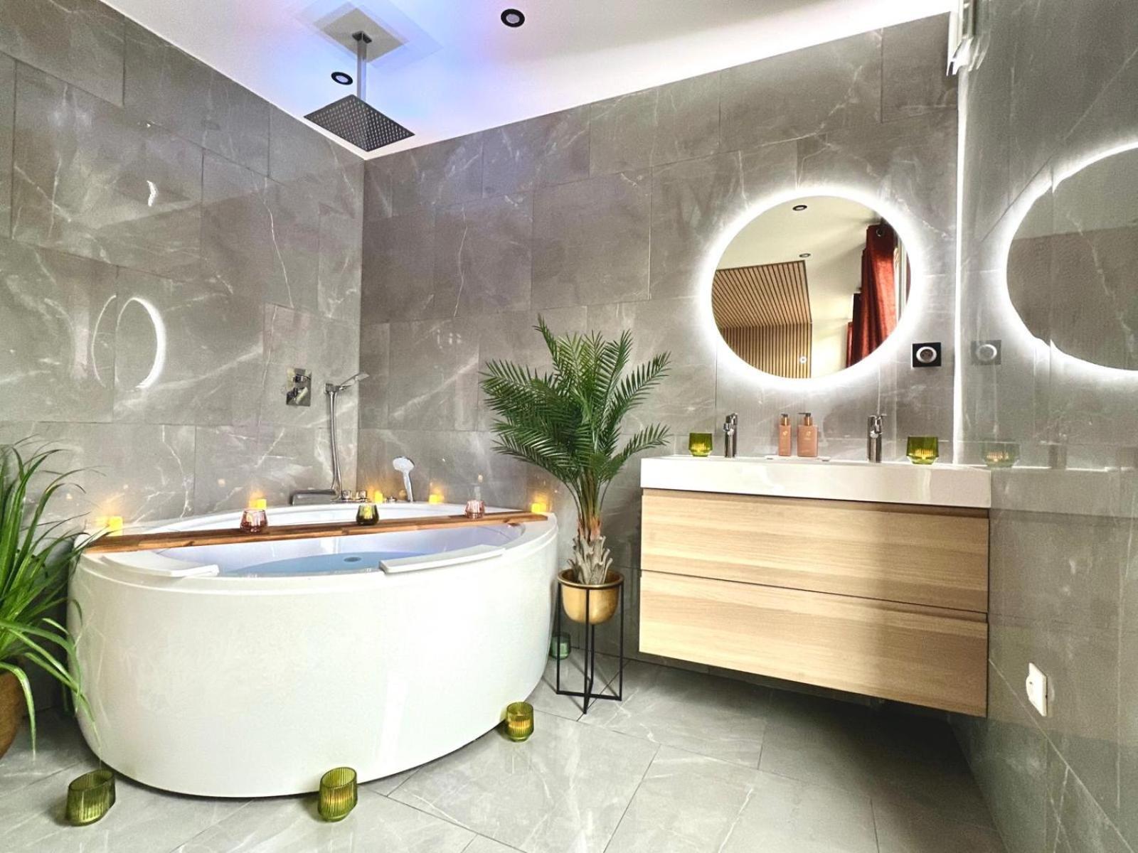 Suite Meg Esbly Bagian luar foto